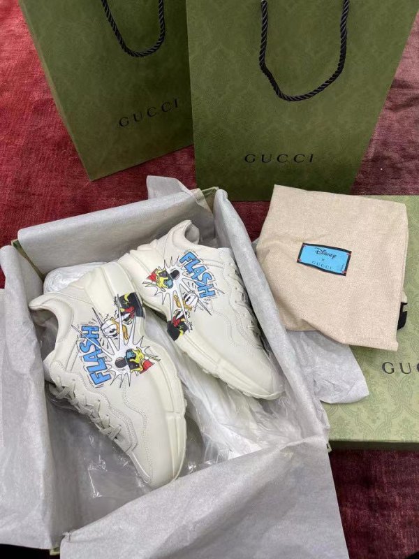 --古馳Gucci2022年新款老爹鞋高端品質貨源，古馳經(jīng)