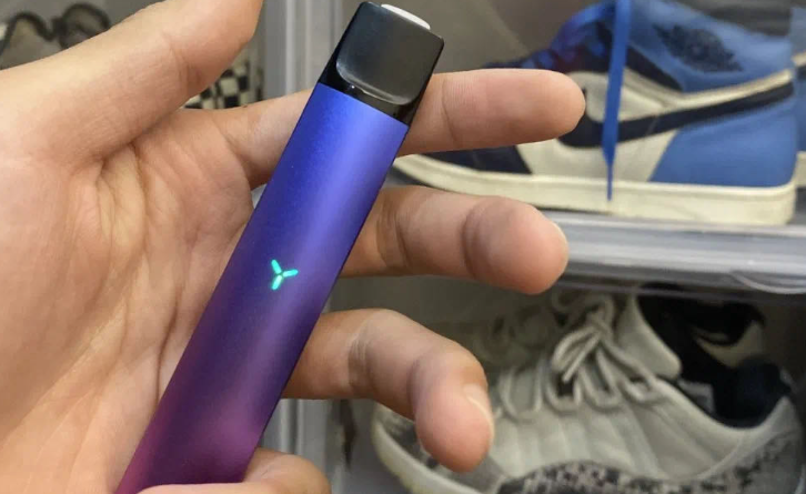 --relx悅刻和yooz那個(gè)更好抽？YOOZ電子煙使用說明以