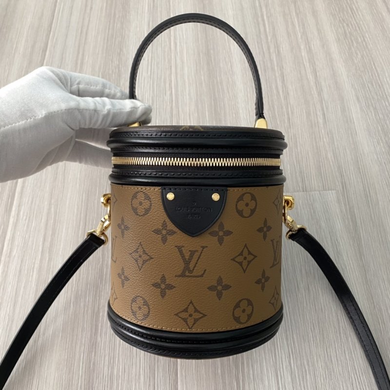 -- 電商貨源怎么找 奢侈品包包批發(fā)廠家直銷 一件代發(fā)供貨商 一件代發(fā)的貨源 有貨源怎么找電商代賣
