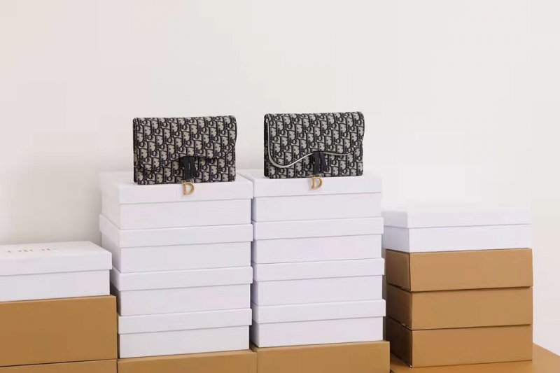 -- 東莞進(jìn)貨源頭 奢侈品進(jìn)貨 奢侈品在哪里進(jìn)貨網(wǎng)站 特殊渠道貨奢侈品 歐洲奢侈品牌有哪些 奢侈品在哪里進(jìn)貨