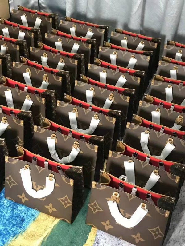 --奢侈品電商拿貨貨源歐洲原廠奢侈品源頭廠家奢侈品包包的源頭原廠奢侈品包包渠道貨微商貨源網(wǎng)奢侈品頂級(jí)原廠渠道貨必買(mǎi)奢侈品包包